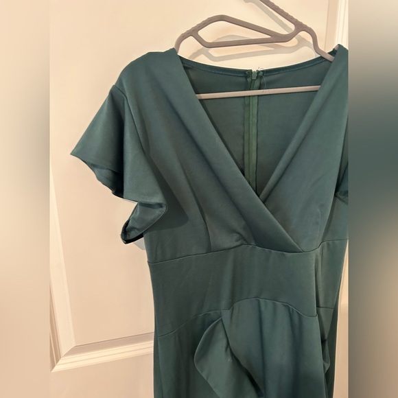 Emerald Green Maternity Dress - Picture 6 of 9